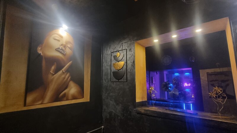 Sofia si Kaya iti ofera cafeau si bautaura gratis!!!